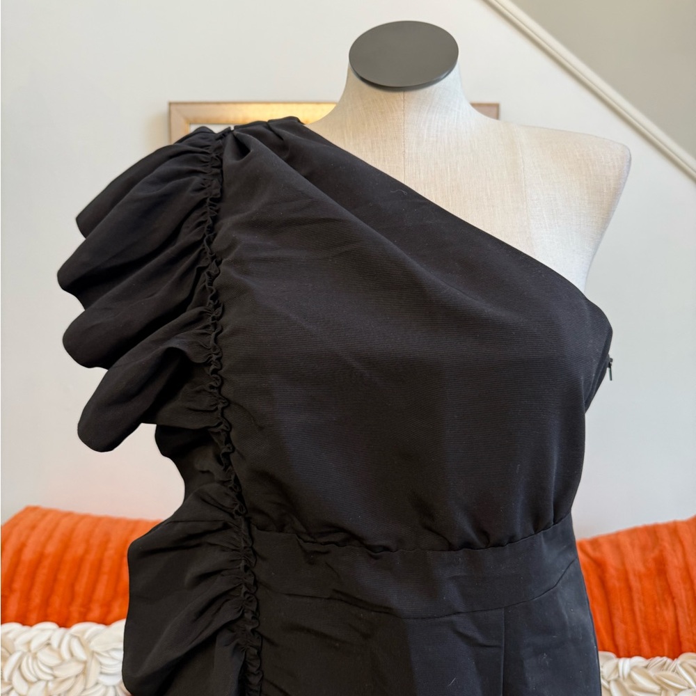 ❣️🆕ASOS Design One Shoulder Ruffle Detail Black Dress❣️ - Picture 3 of 10